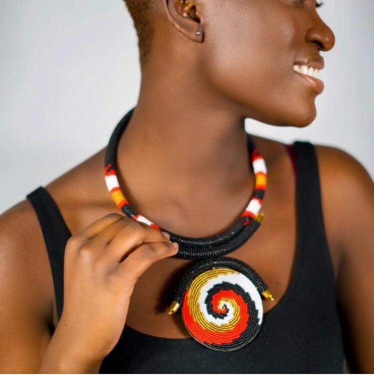 AFRICAN BEADS NECKLACE 